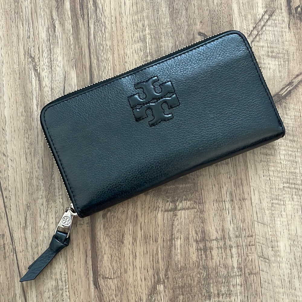 Tory Burch Black Leather Continental Wallet